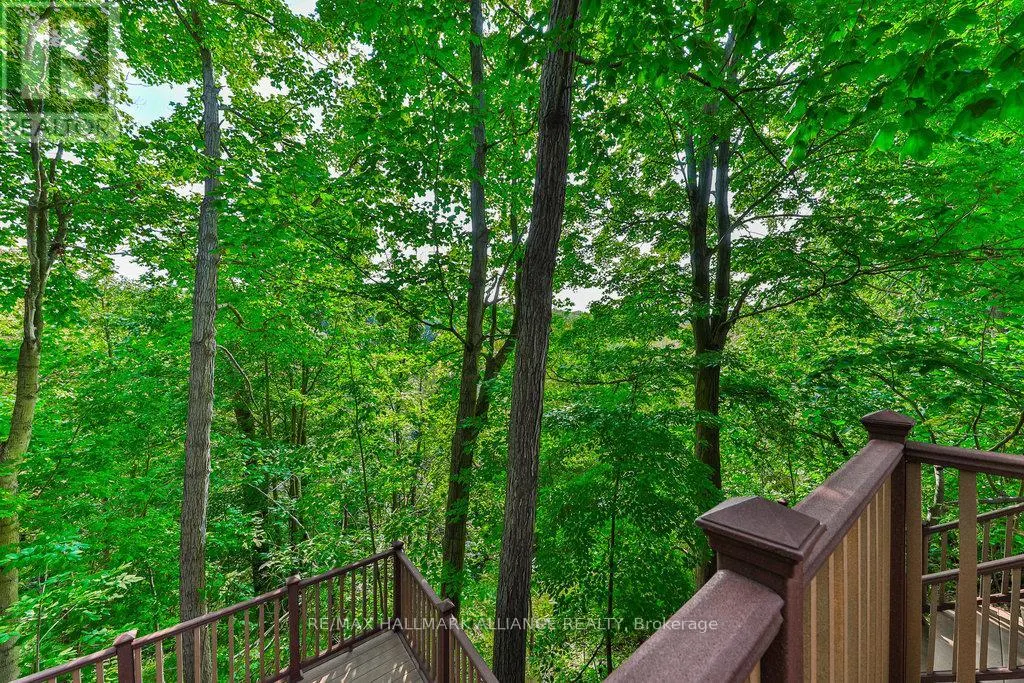 1200 BRONTE ROAD