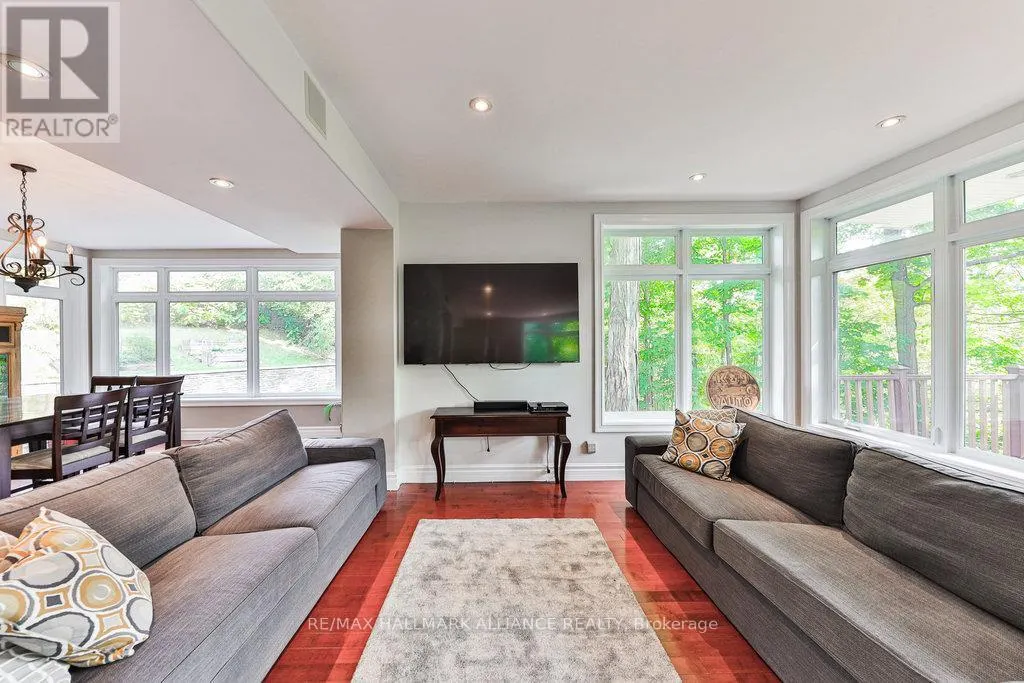1200 BRONTE ROAD