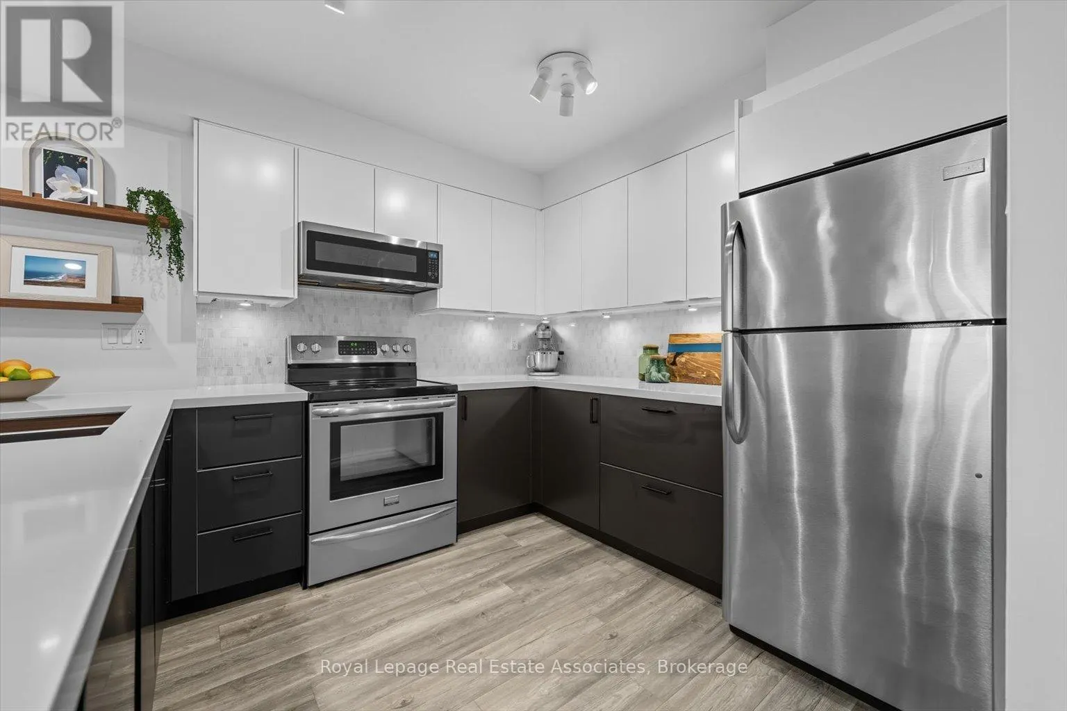 1508 - 3845 LAKE SHORE BOULEVARD W