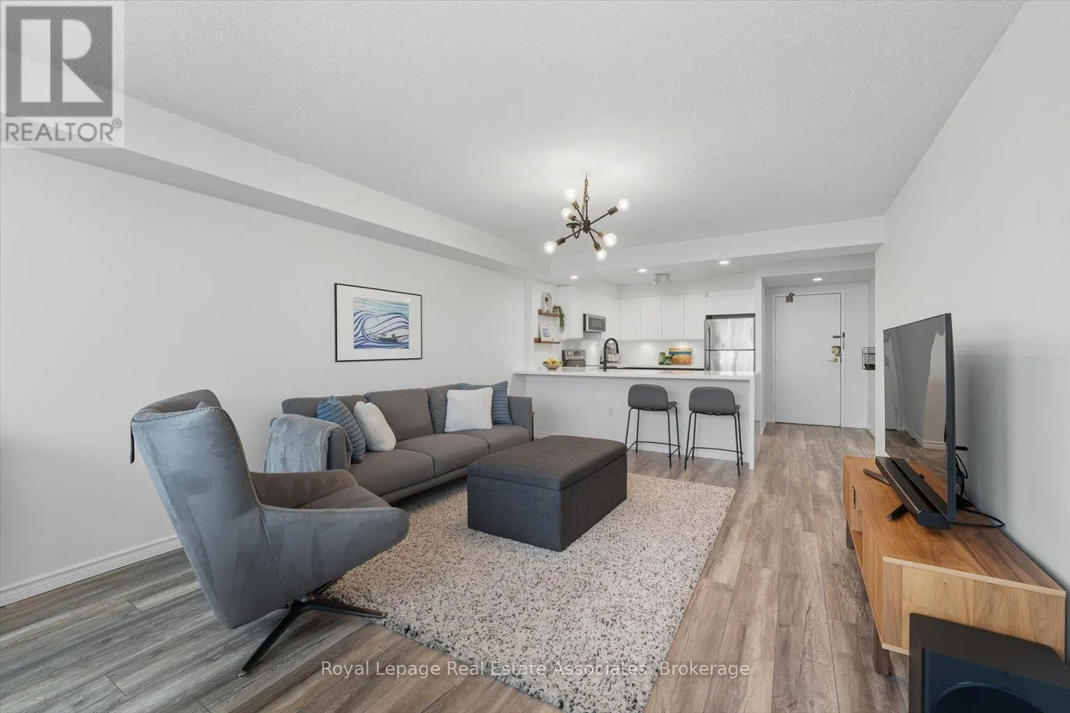 1508 - 3845 LAKE SHORE BOULEVARD W