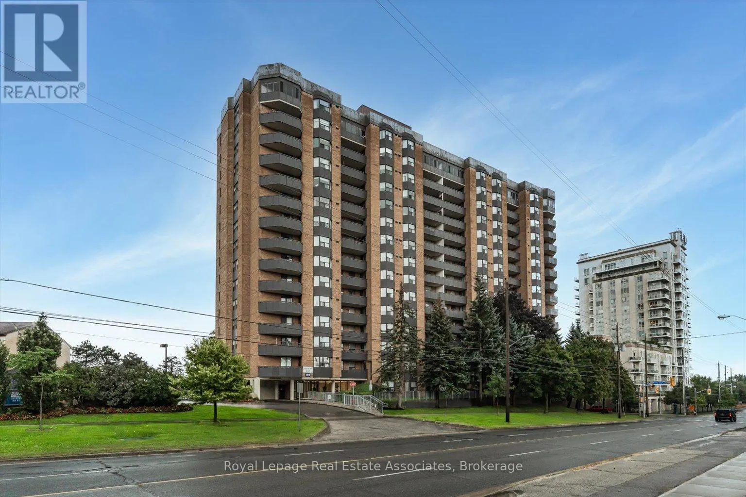 1508 - 3845 LAKE SHORE BOULEVARD W