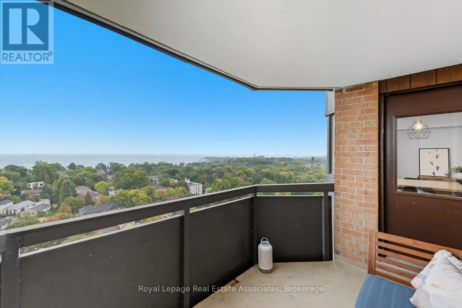 1508 - 3845 LAKE SHORE BOULEVARD W