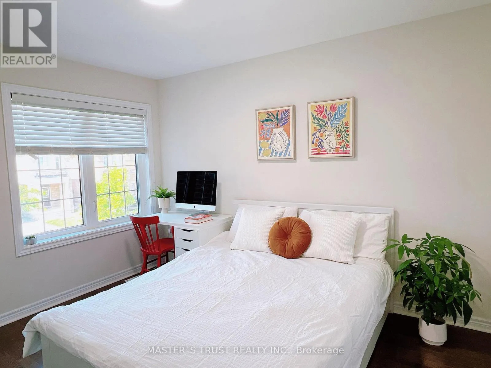 116 ORCHARDCROFT ROAD