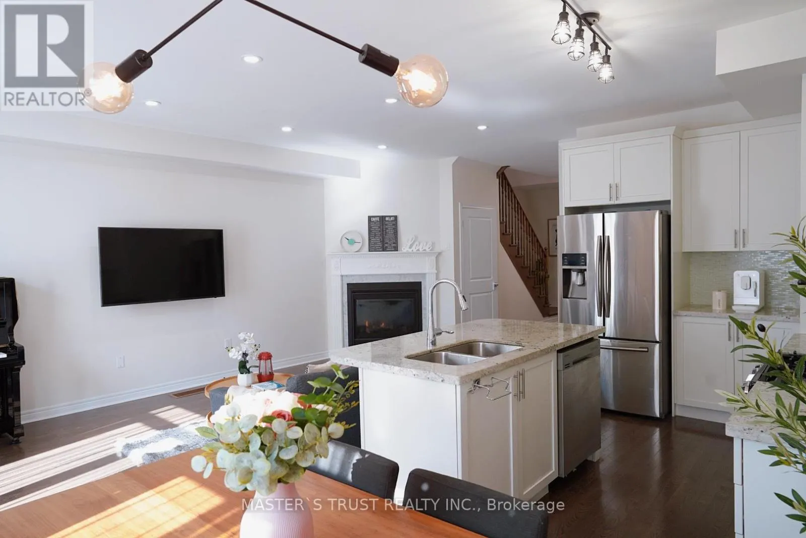 116 ORCHARDCROFT ROAD