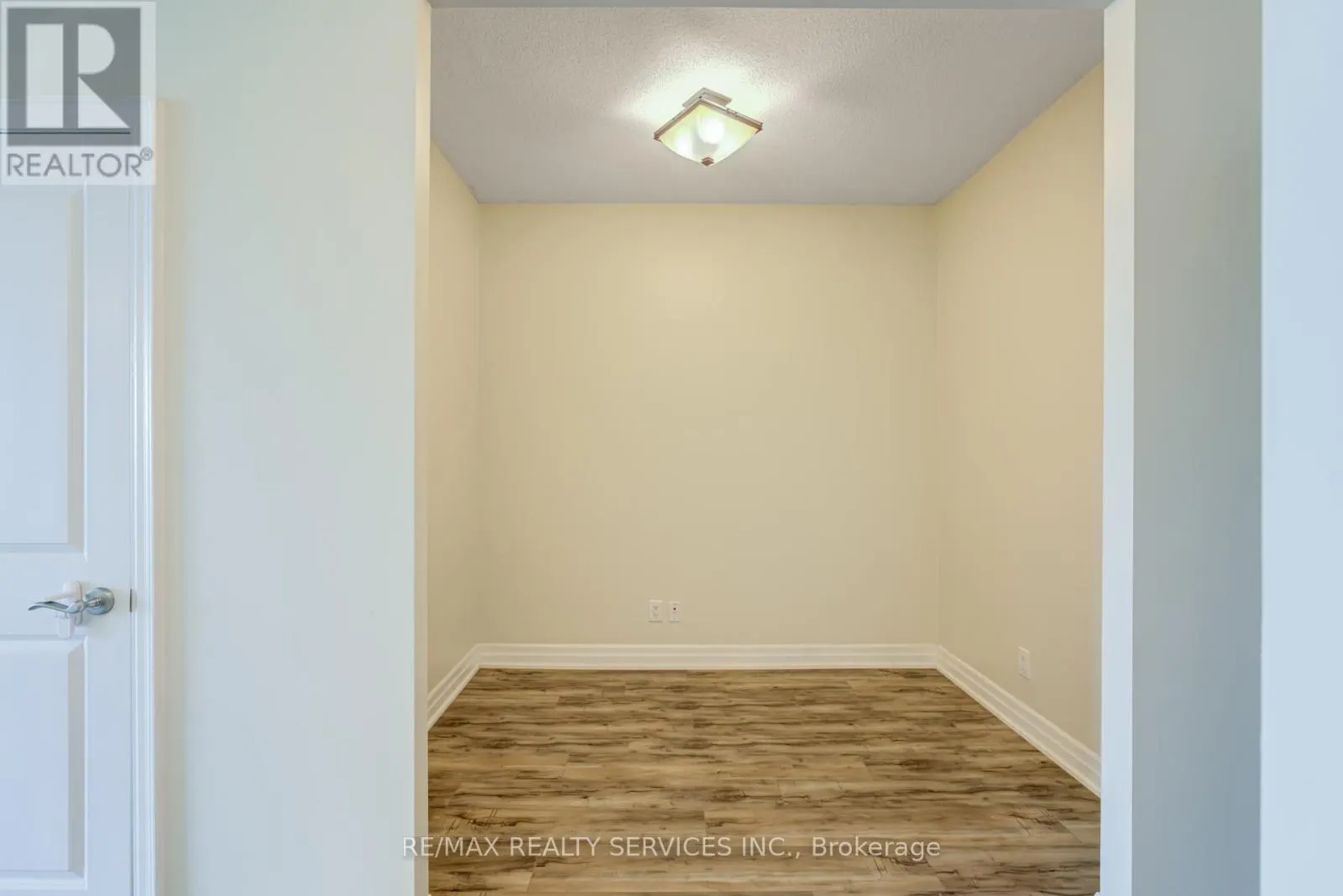 503 - 100 JOHN STREET NW