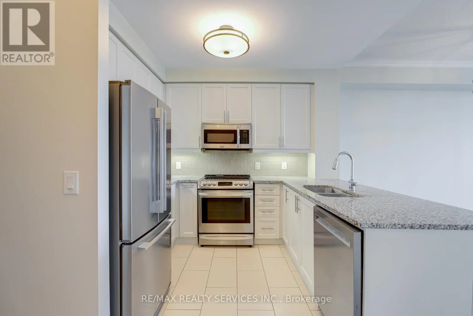 503 - 100 JOHN STREET NW