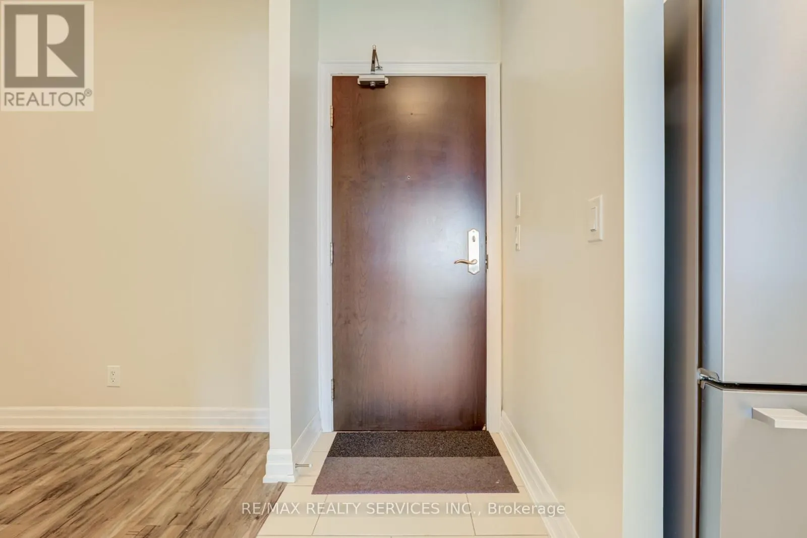 503 - 100 JOHN STREET NW