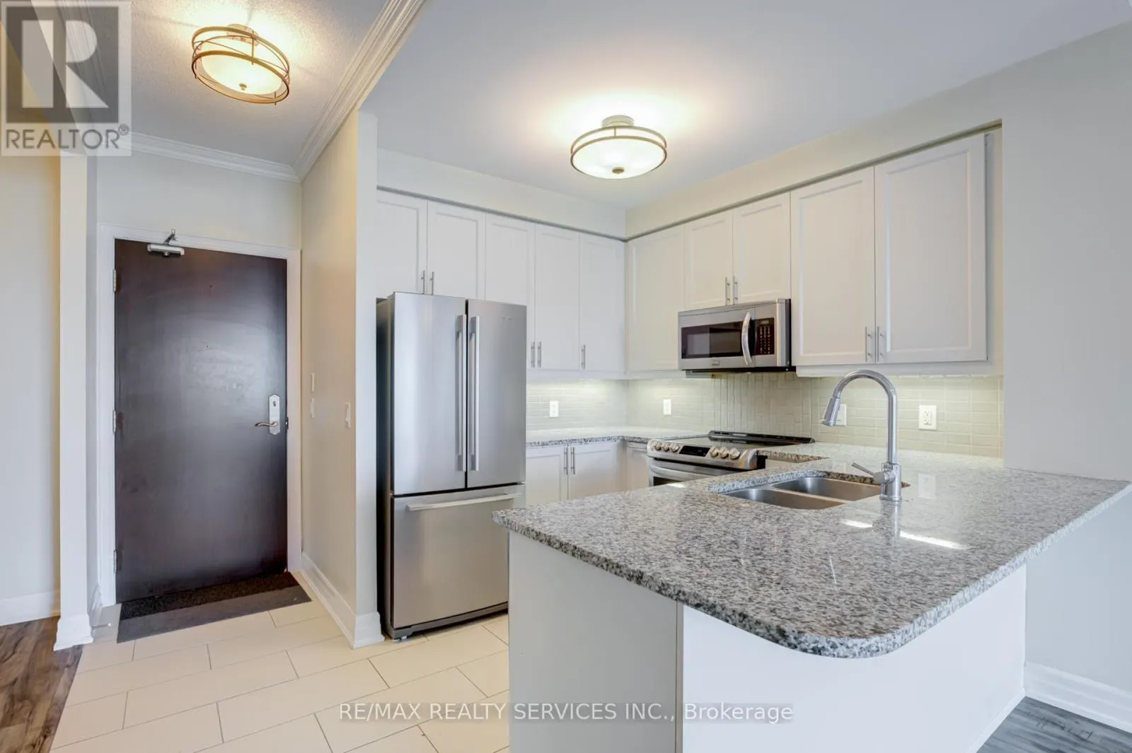 503 - 100 JOHN STREET NW