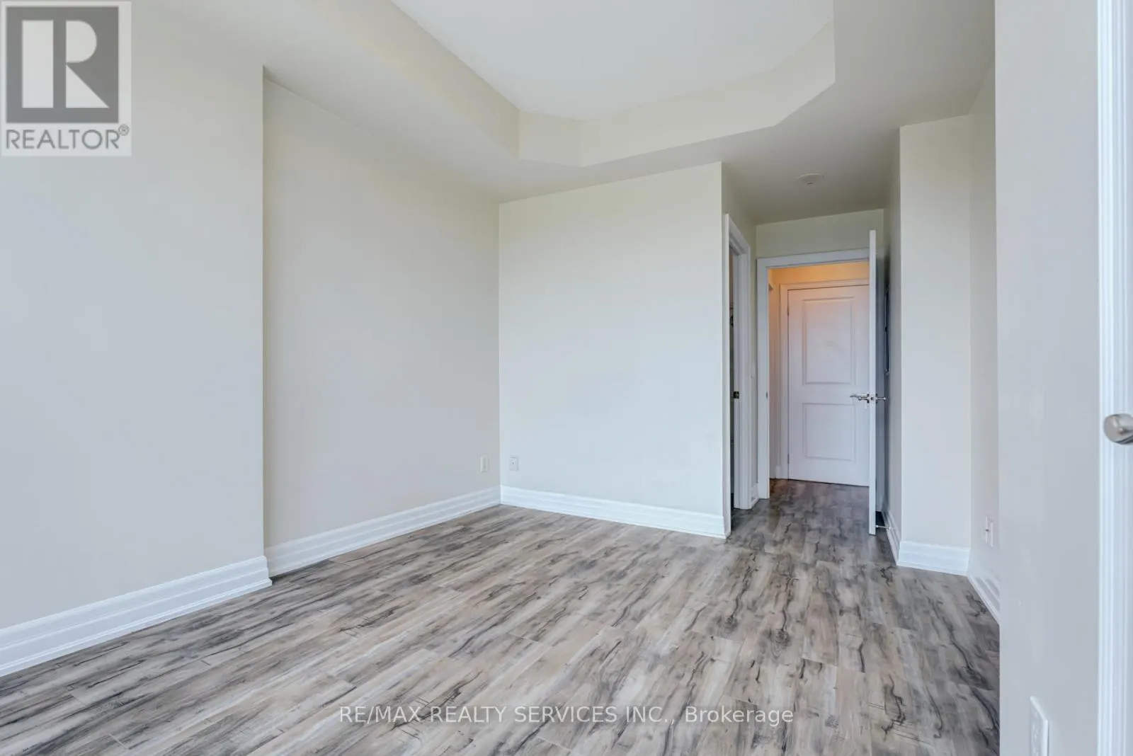 503 - 100 JOHN STREET NW