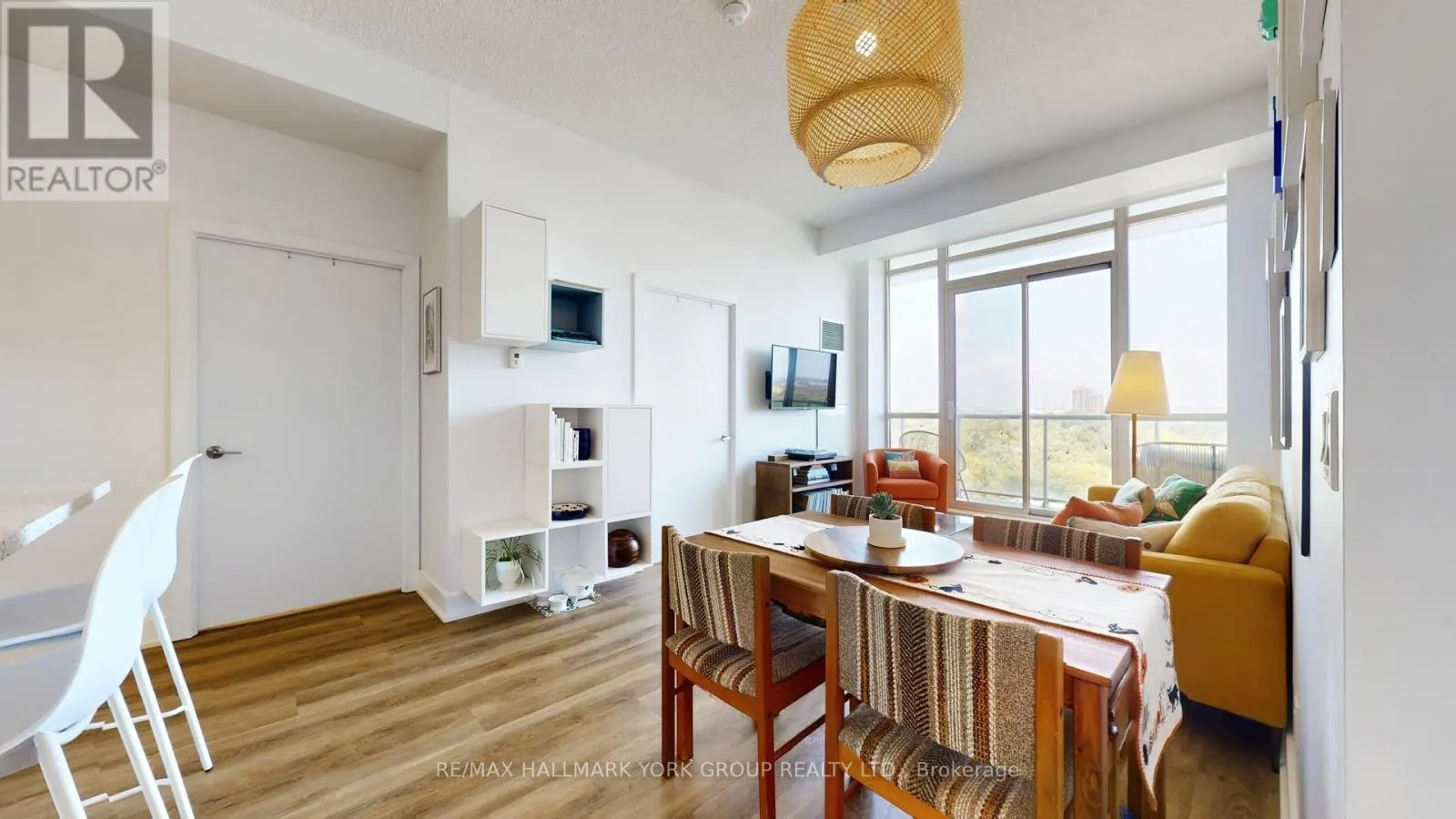 1105 - 1638 BLOOR STREET W