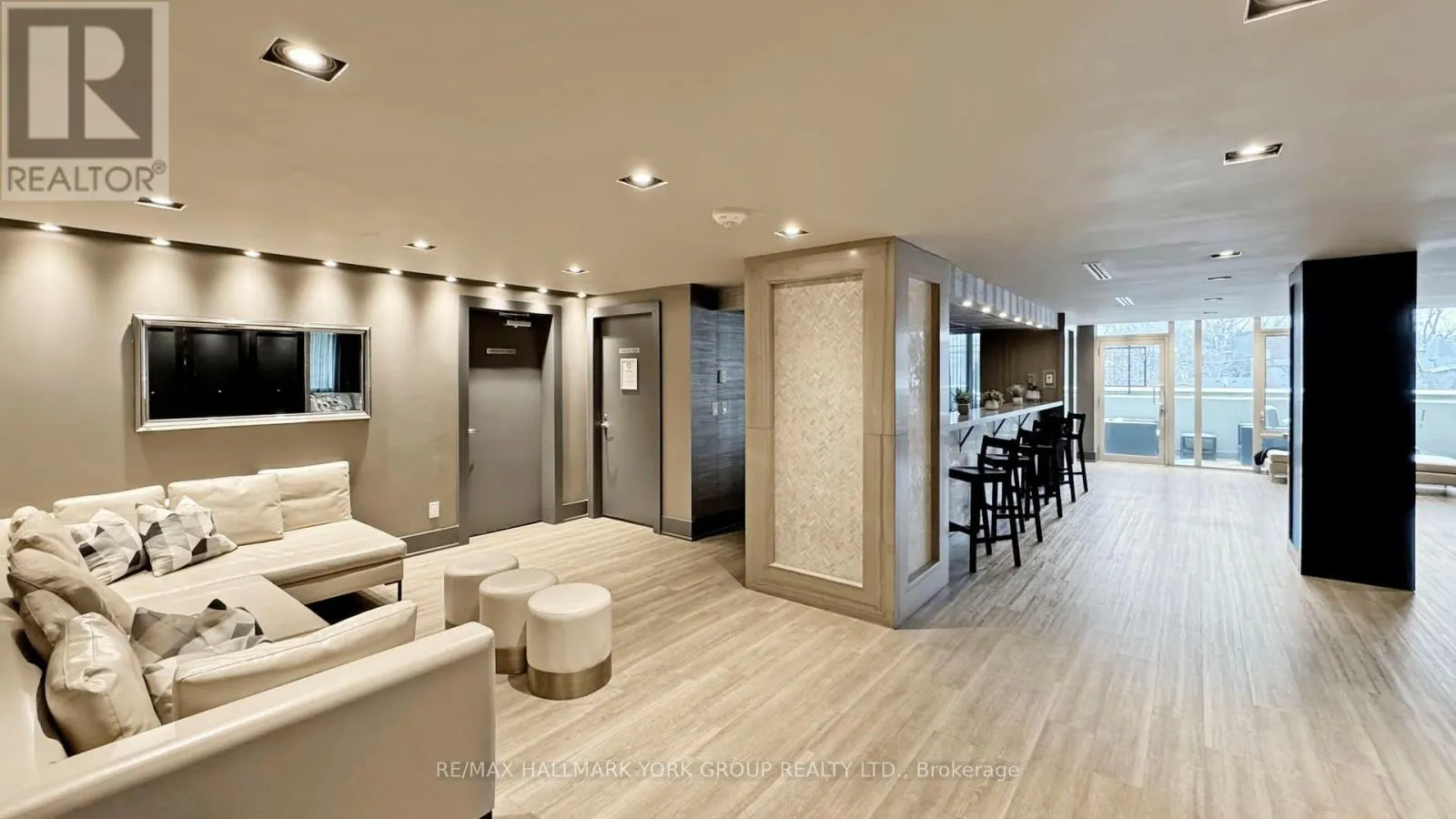 1105 - 1638 BLOOR STREET W