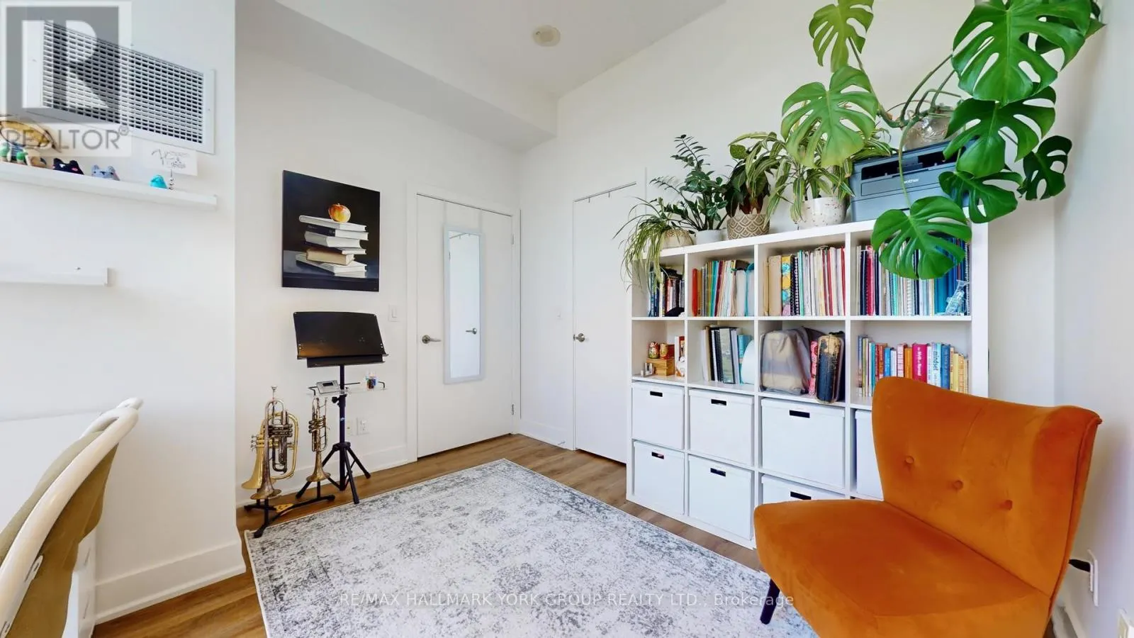1105 - 1638 BLOOR STREET W
