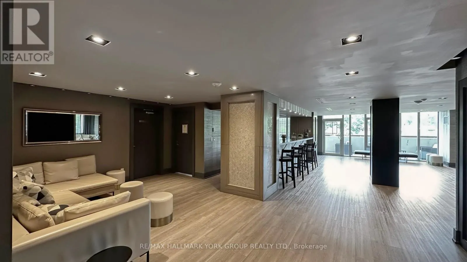 1105 - 1638 BLOOR STREET W