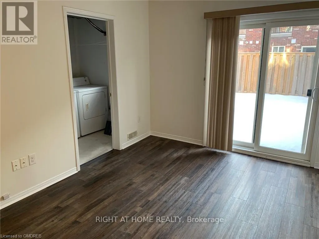 4 - 2171 FIDDLERS WAY