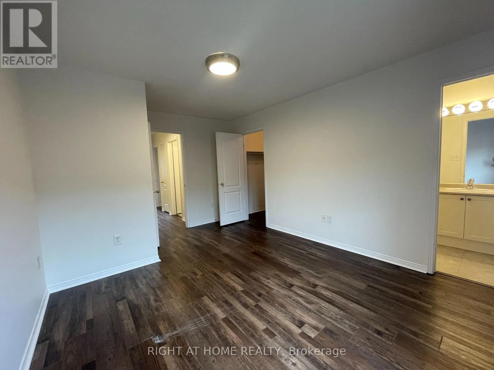 4 - 2171 FIDDLERS WAY
