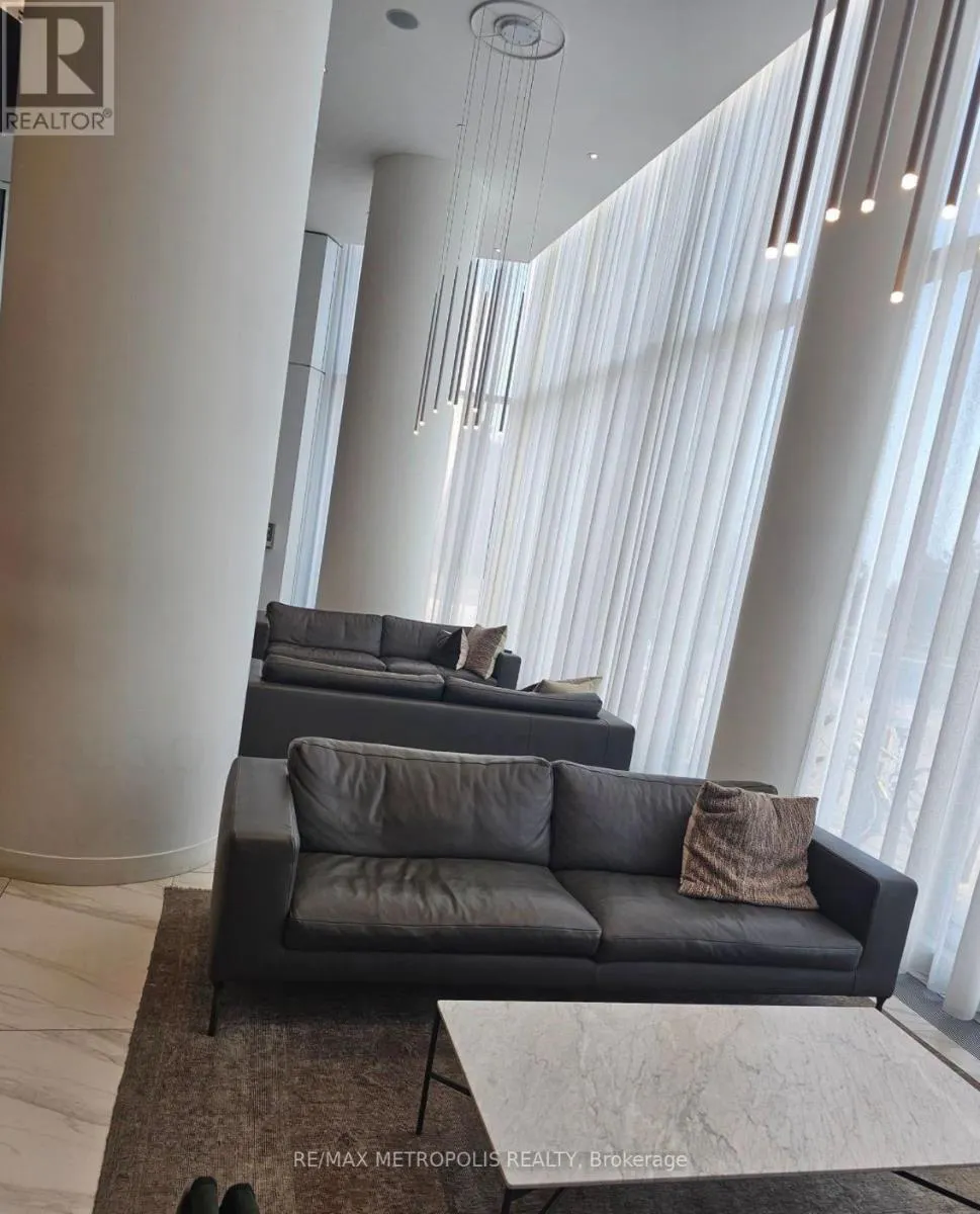 3510 - 3883 QUARTZ ROAD