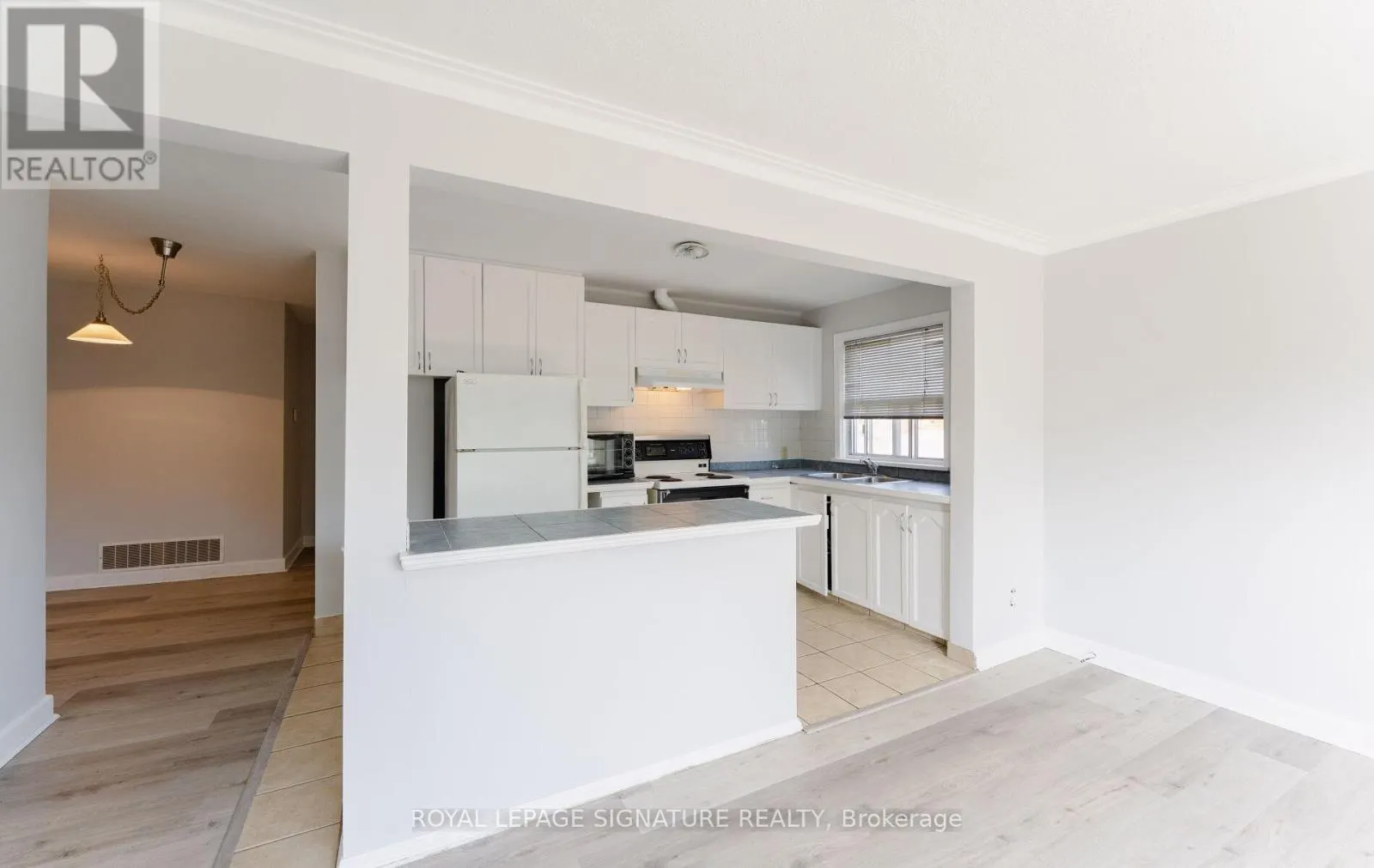 2 - 56 MENDOTA ROAD