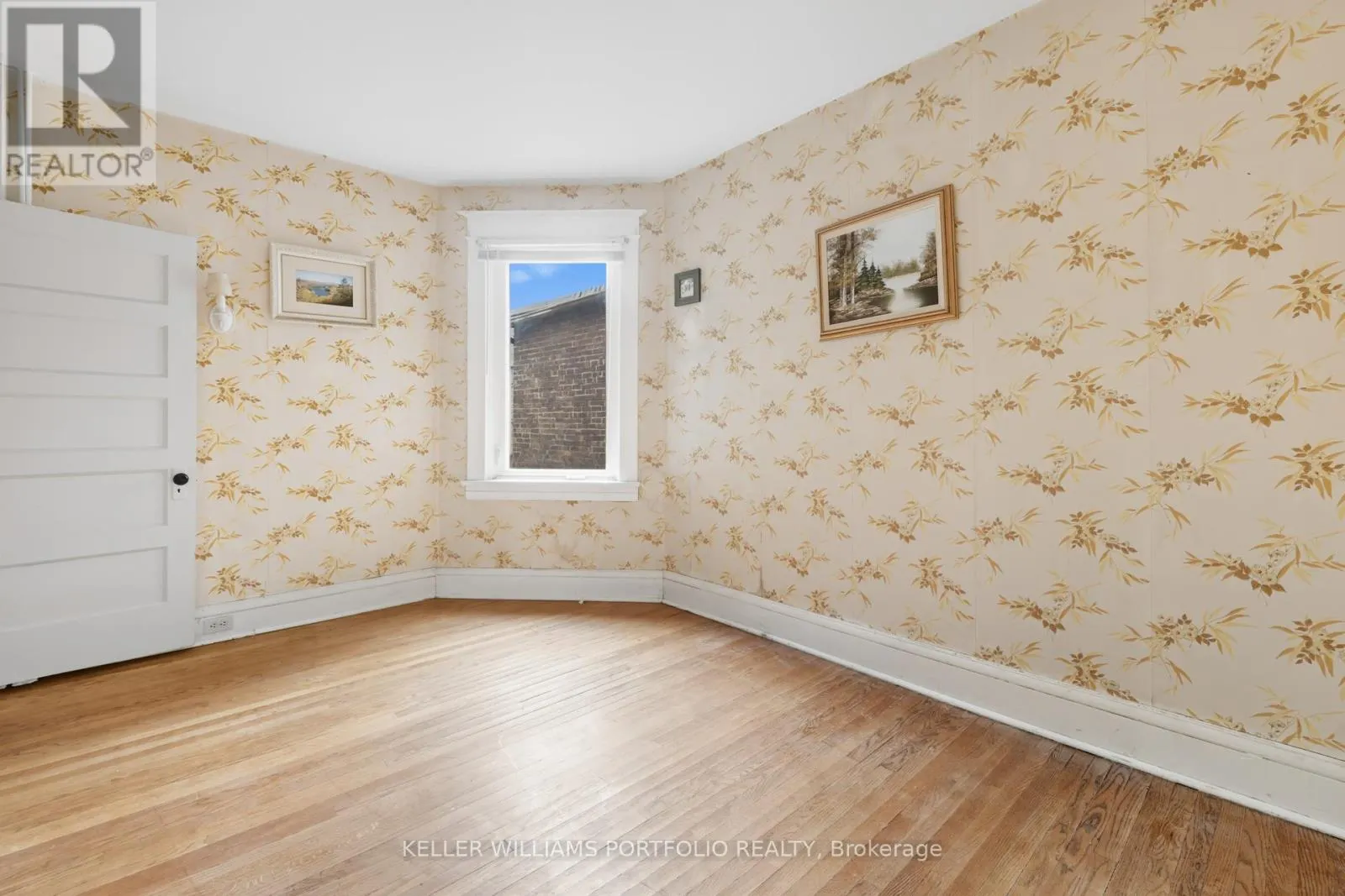 52 LYND AVENUE