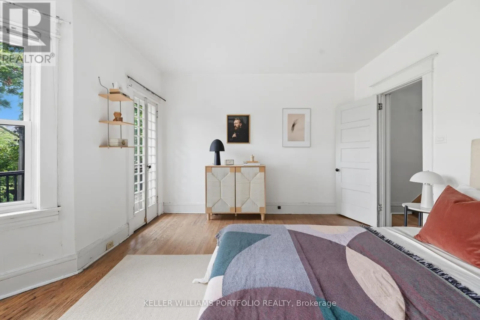 52 LYND AVENUE