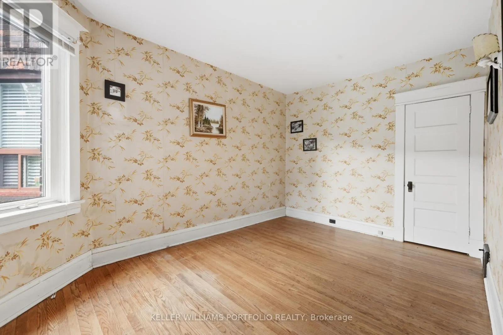 52 LYND AVENUE