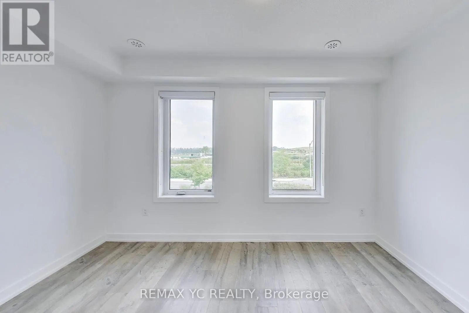 175 DOWNSVIEW PARK BOULEVARD