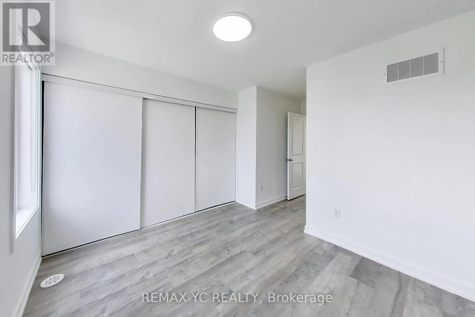 175 DOWNSVIEW PARK BOULEVARD