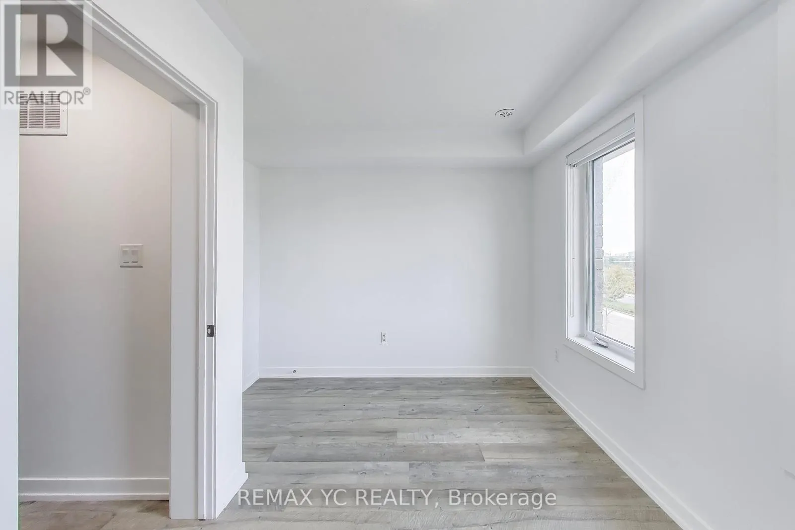 175 DOWNSVIEW PARK BOULEVARD