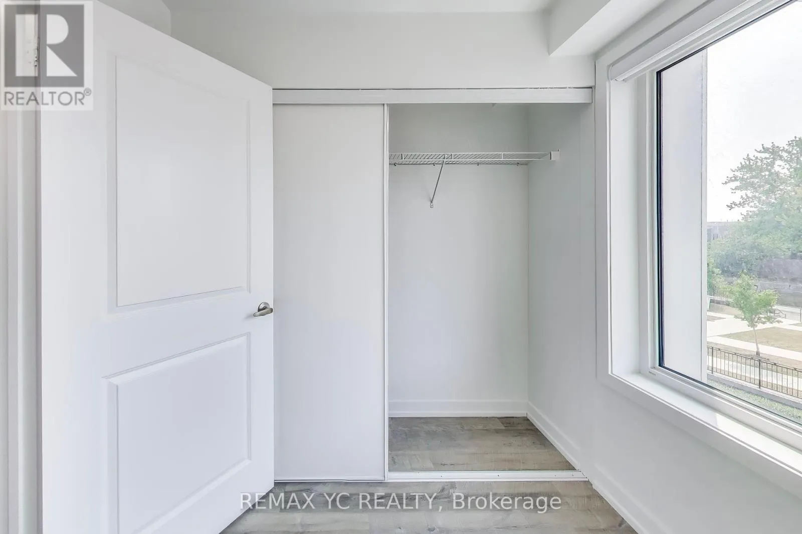 175 DOWNSVIEW PARK BOULEVARD