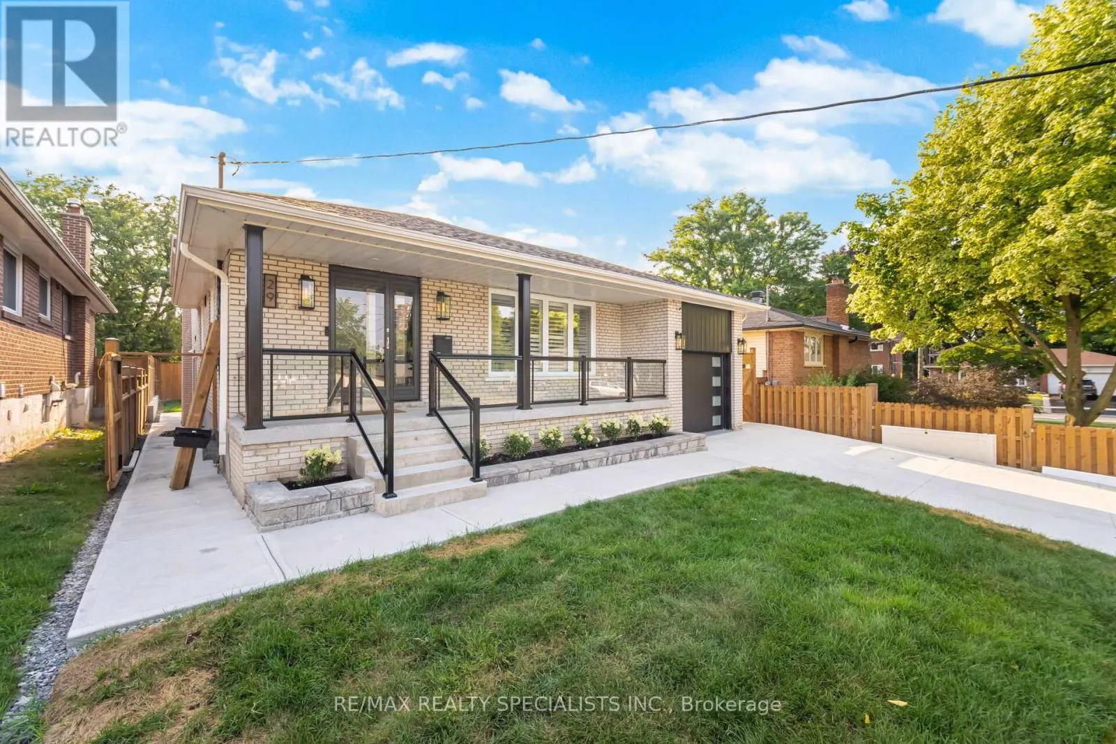 29 NORFIELD CRESCENT