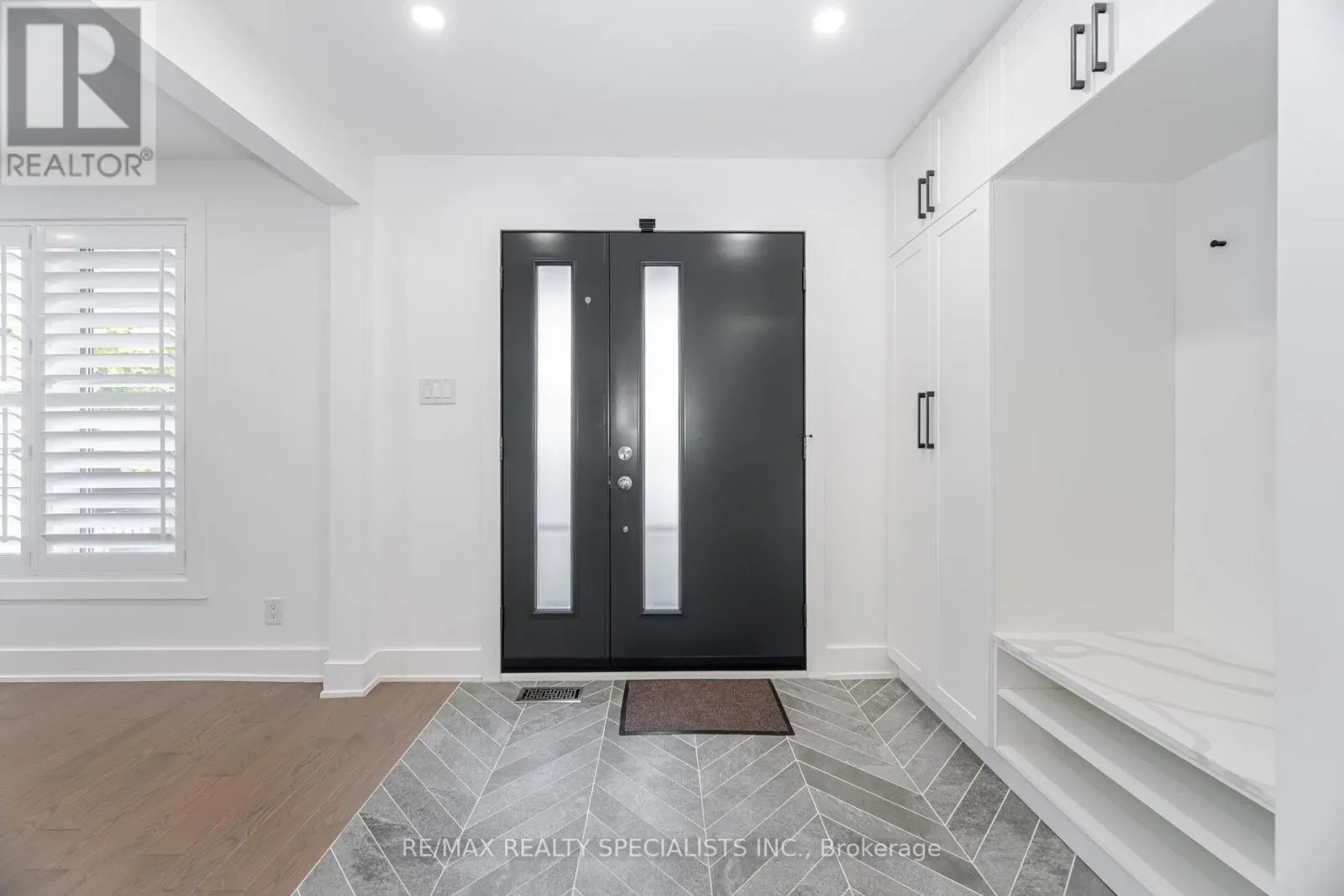 29 NORFIELD CRESCENT