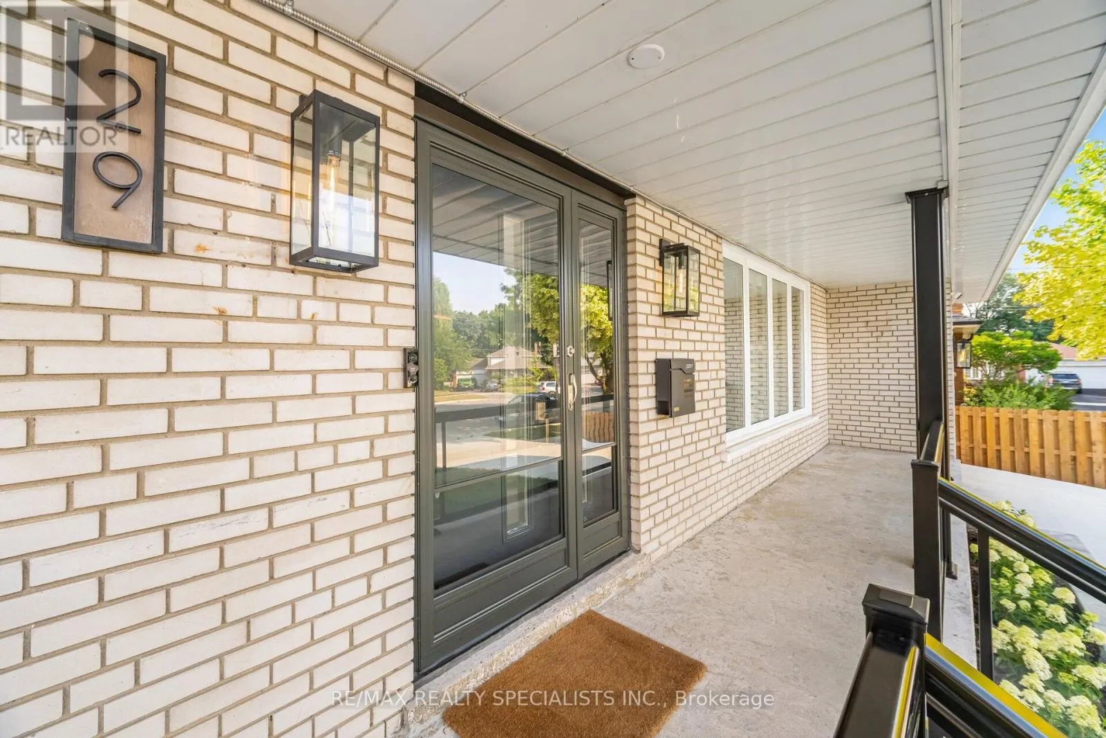 29 NORFIELD CRESCENT