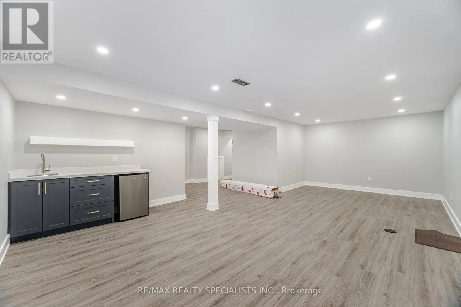 29 NORFIELD CRESCENT