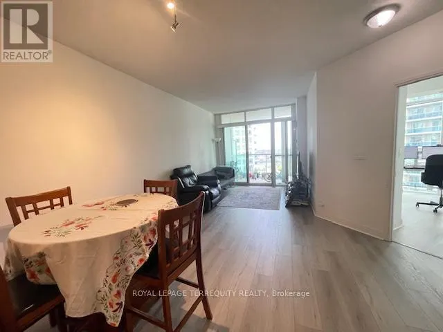 1602 - 70 ABSOLUTE AVENUE