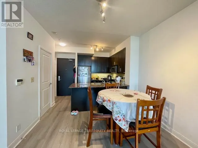 1602 - 70 ABSOLUTE AVENUE