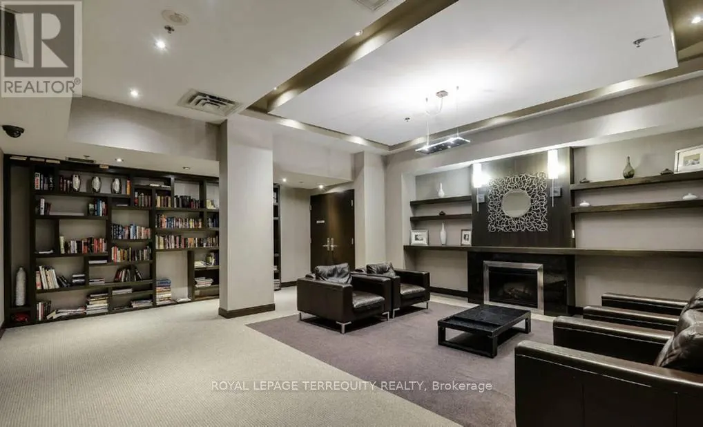 1602 - 70 ABSOLUTE AVENUE