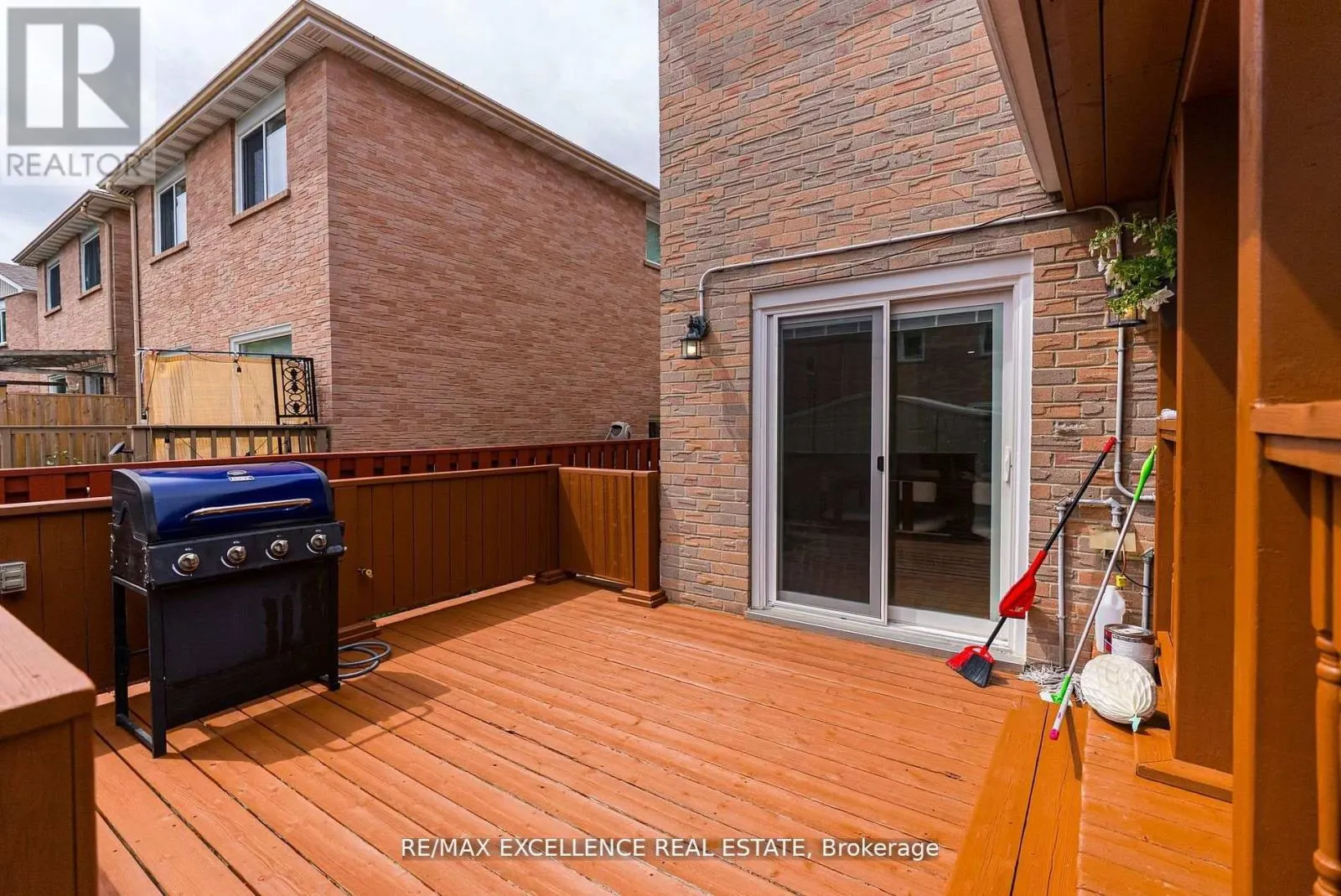 55 RUSHMORE CRESCENT