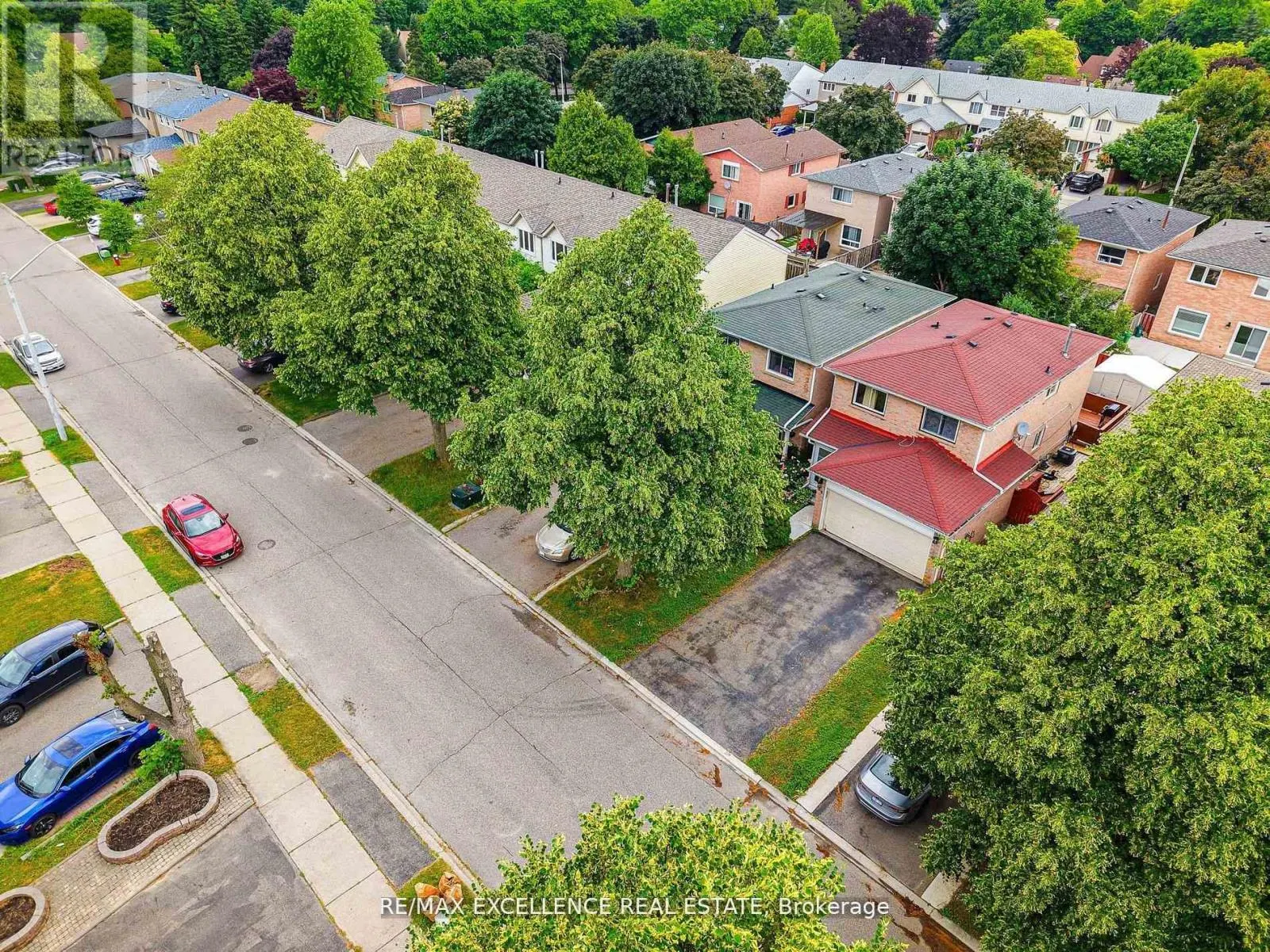 55 RUSHMORE CRESCENT