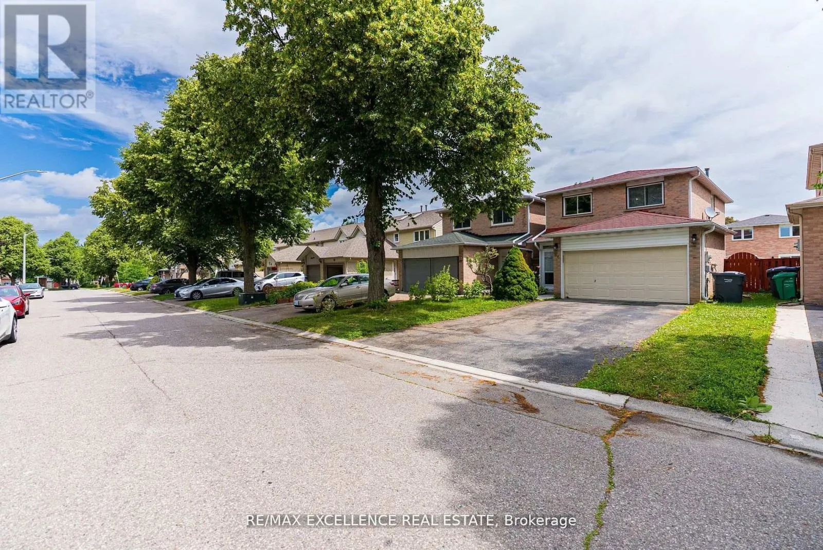 55 RUSHMORE CRESCENT