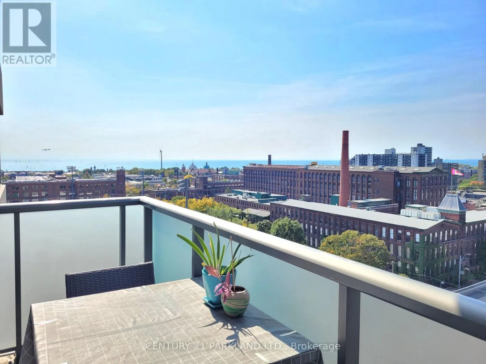 1215 - 20 JOE SHUSTER WAY