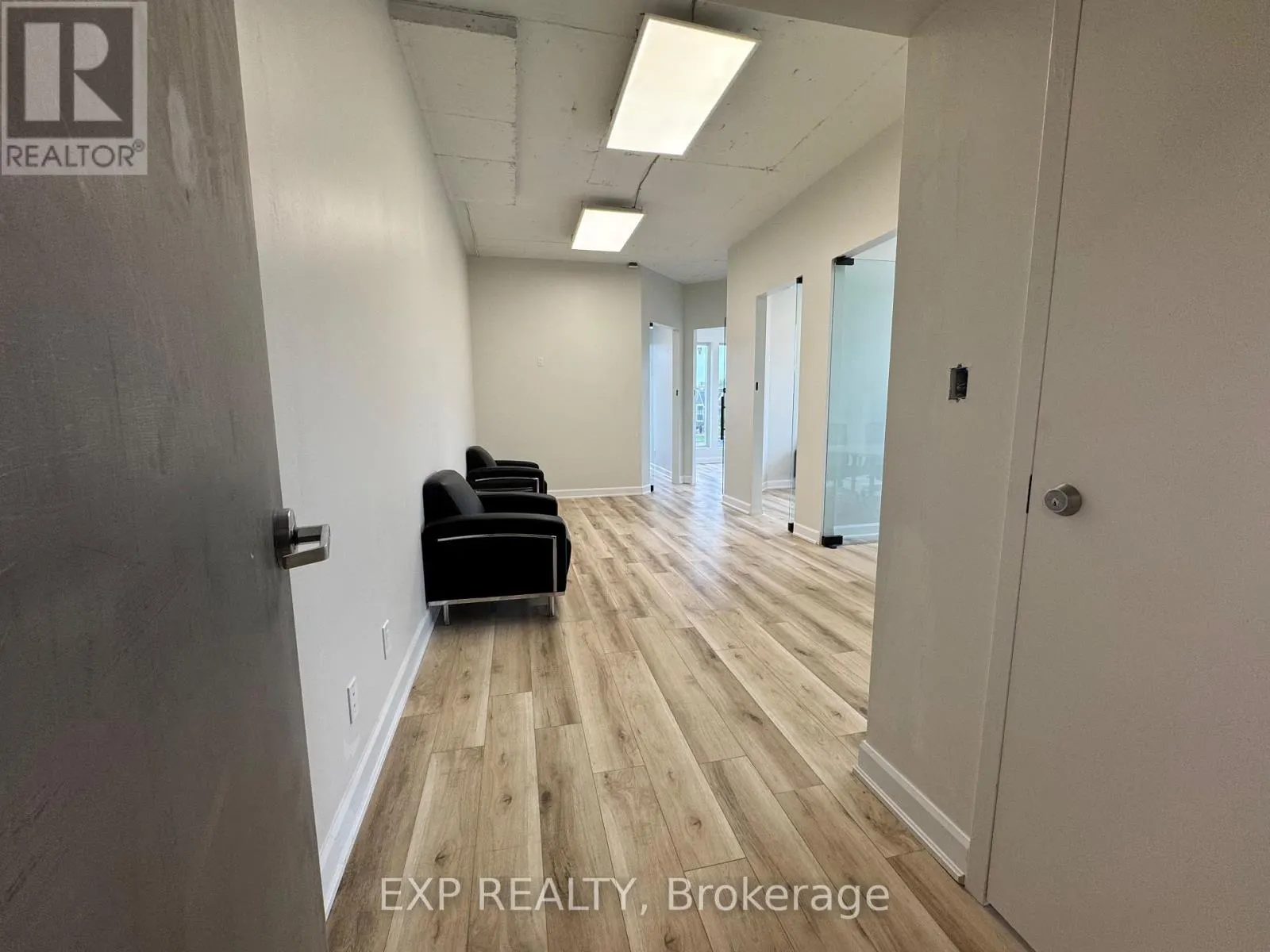 212 - 230 LAKESHORE ROAD E