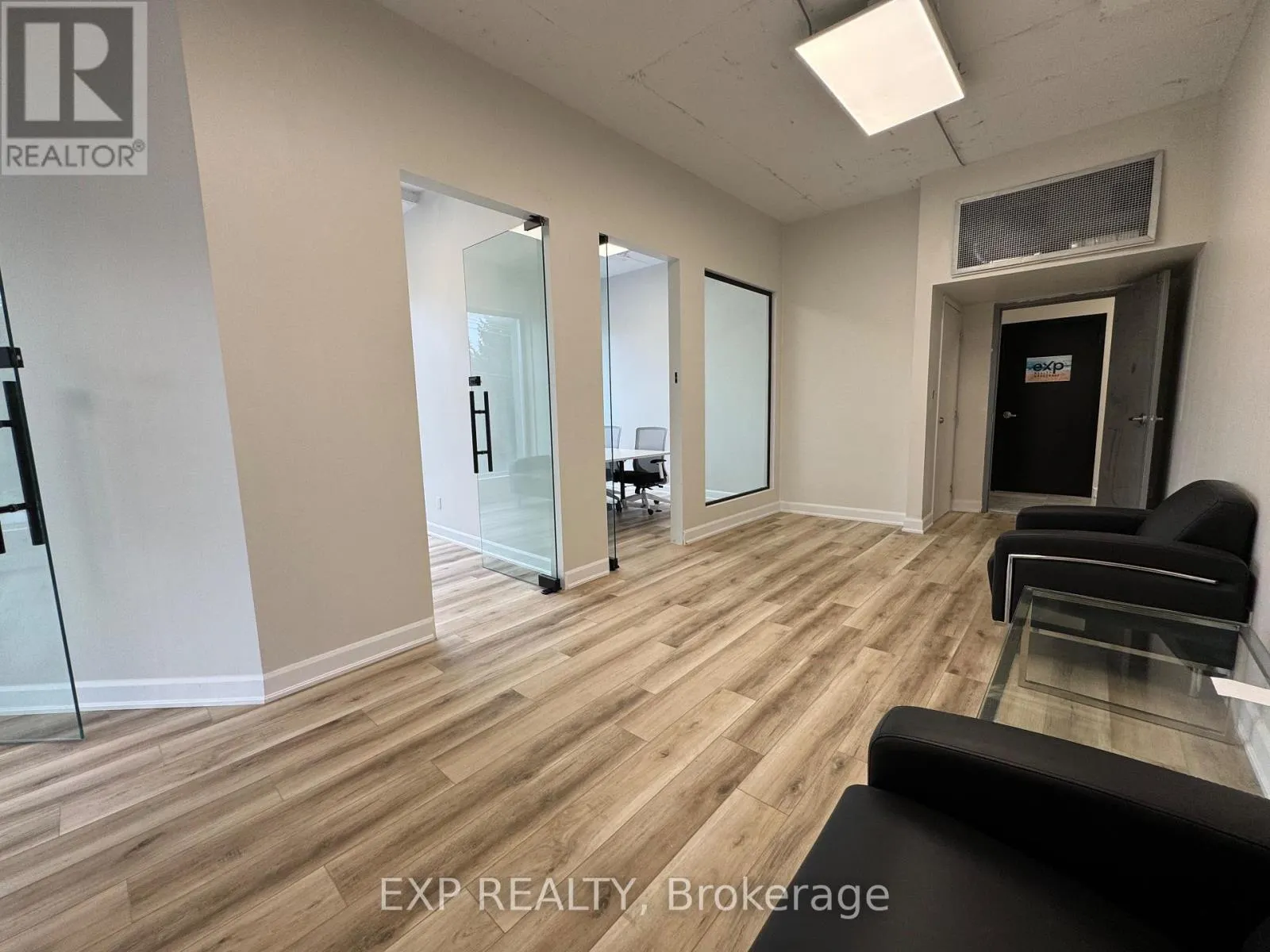 212 - 230 LAKESHORE ROAD E
