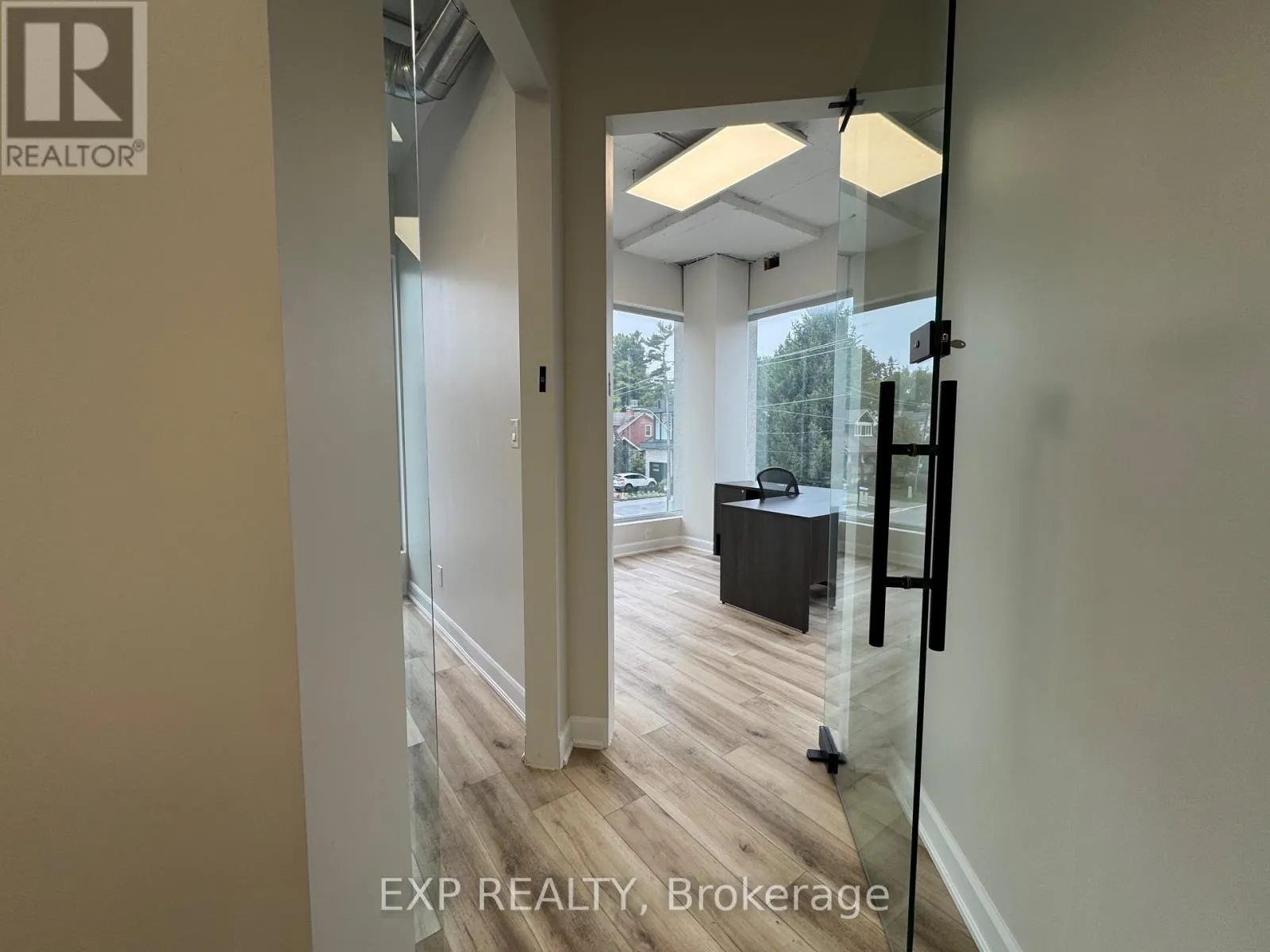 212 - 230 LAKESHORE ROAD E
