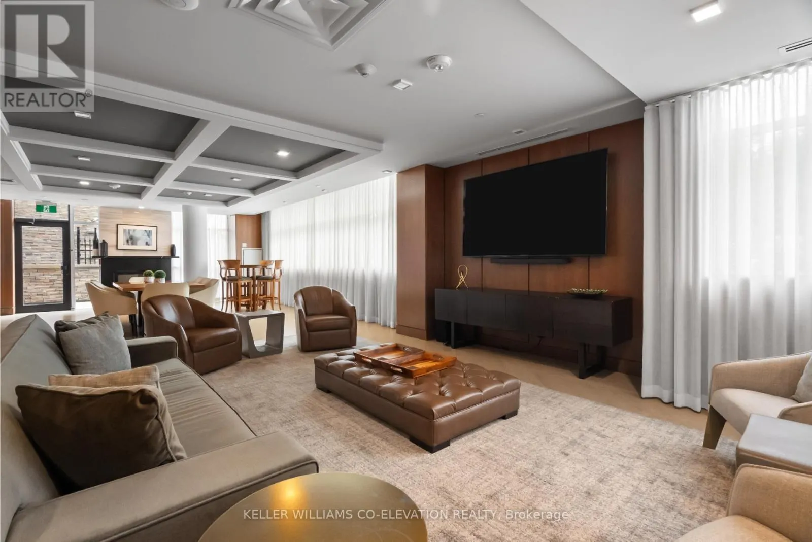 G28 - 1575 LAKESHORE ROAD W
