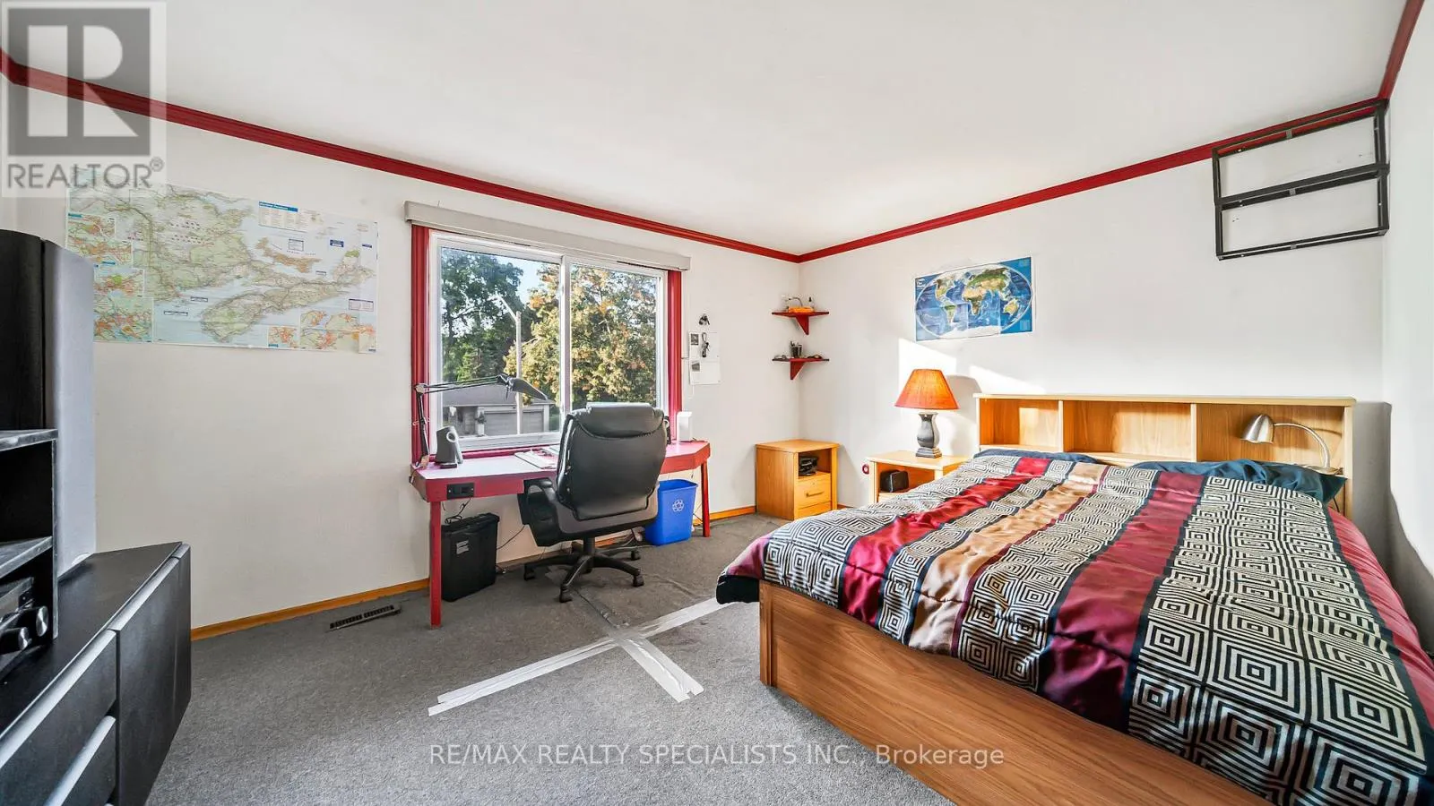 2160 JENNER COURT