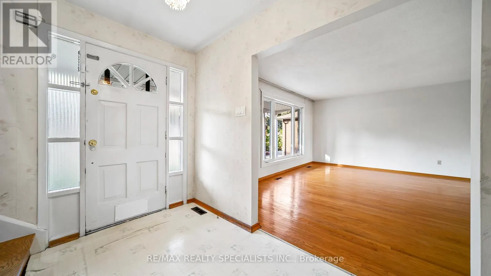 2160 JENNER COURT