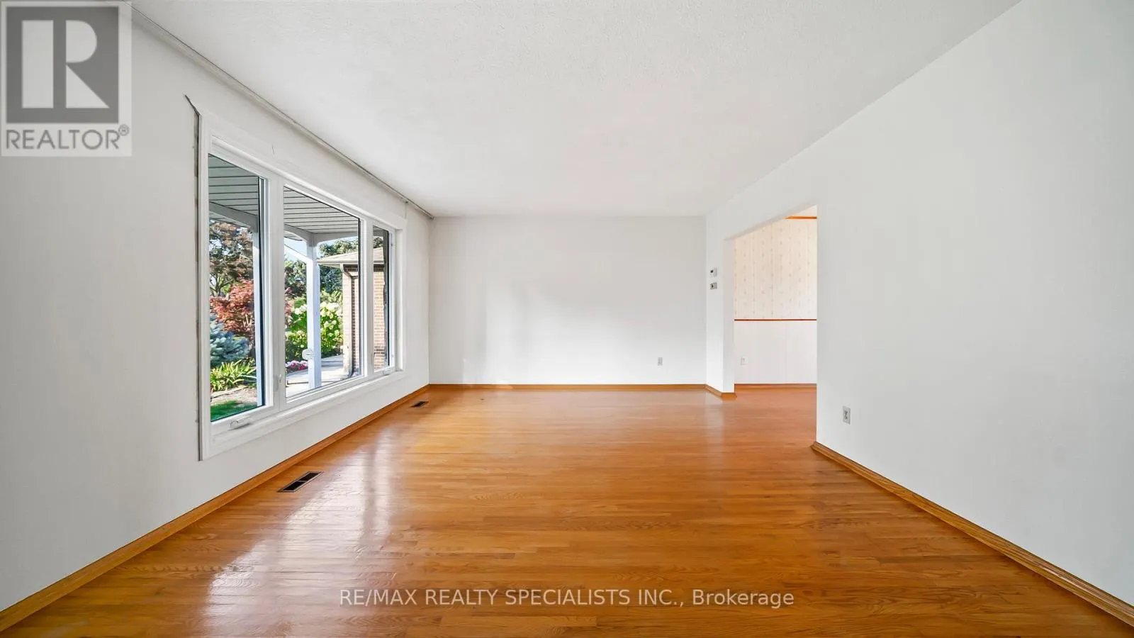 2160 JENNER COURT