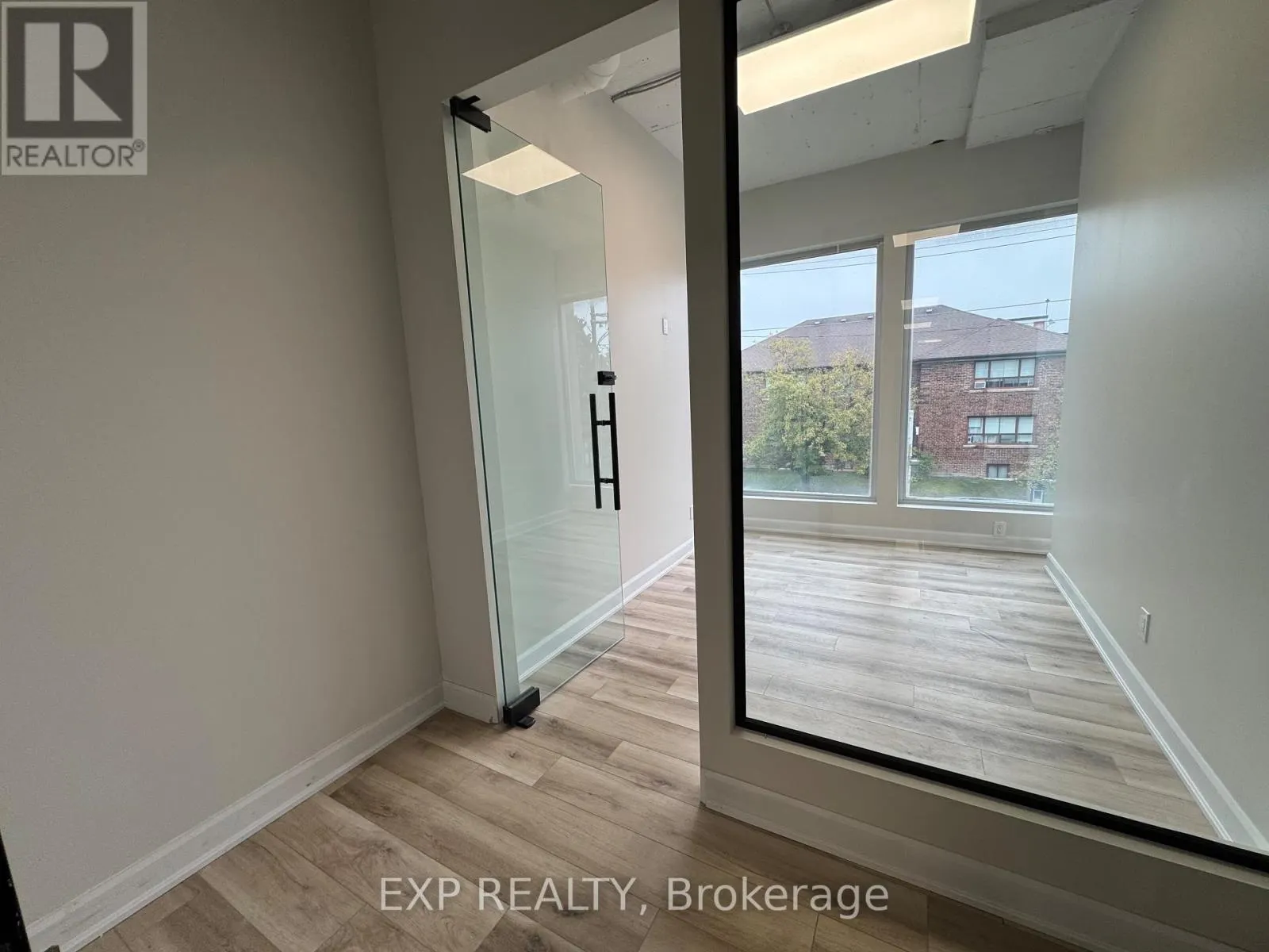 214 - 230 LAKESHORE ROAD E