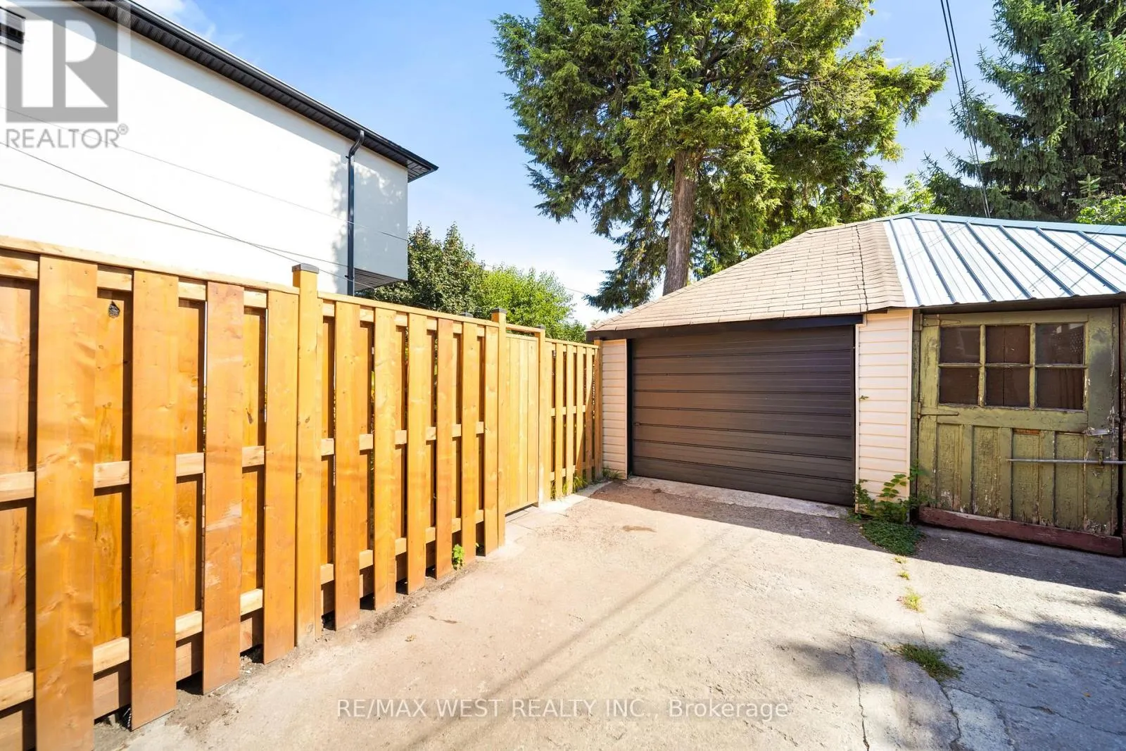 125 BROOKSIDE AVENUE