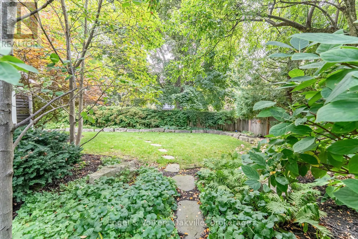 468 WEDGEWOOD DRIVE