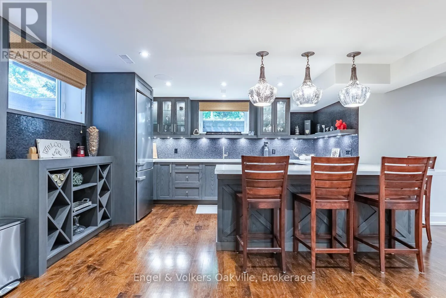 468 WEDGEWOOD DRIVE